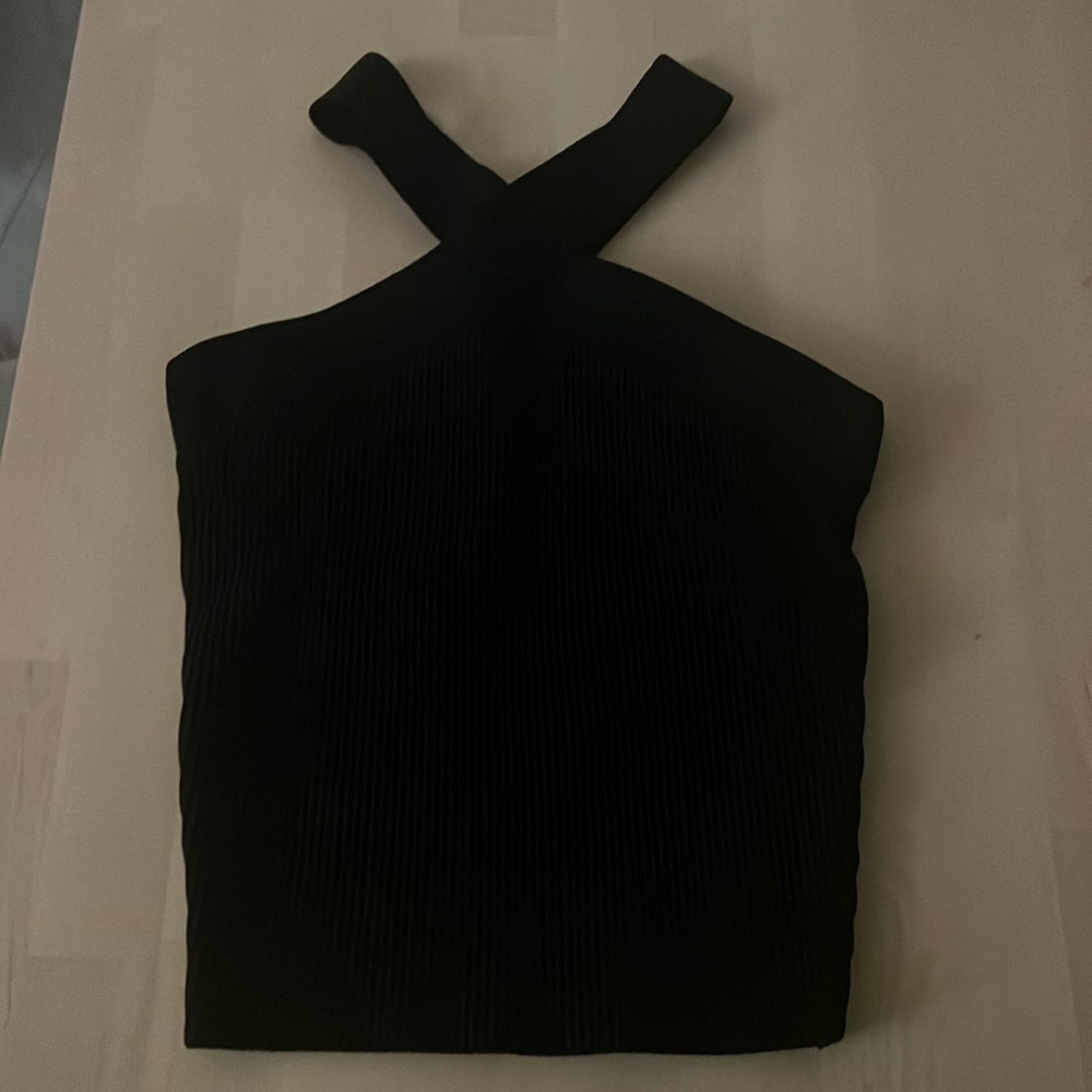Babaton sculpt knit criss cross cropped tank